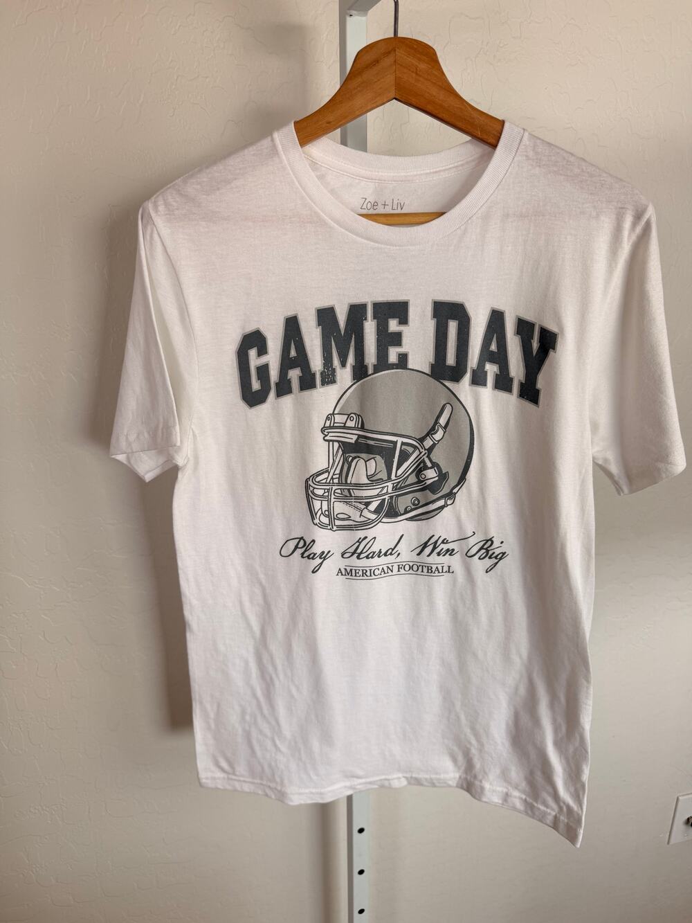 Zoe + Liv Game Day Graphic T Shirt Small White Football Short Sleeve Cotton Tee